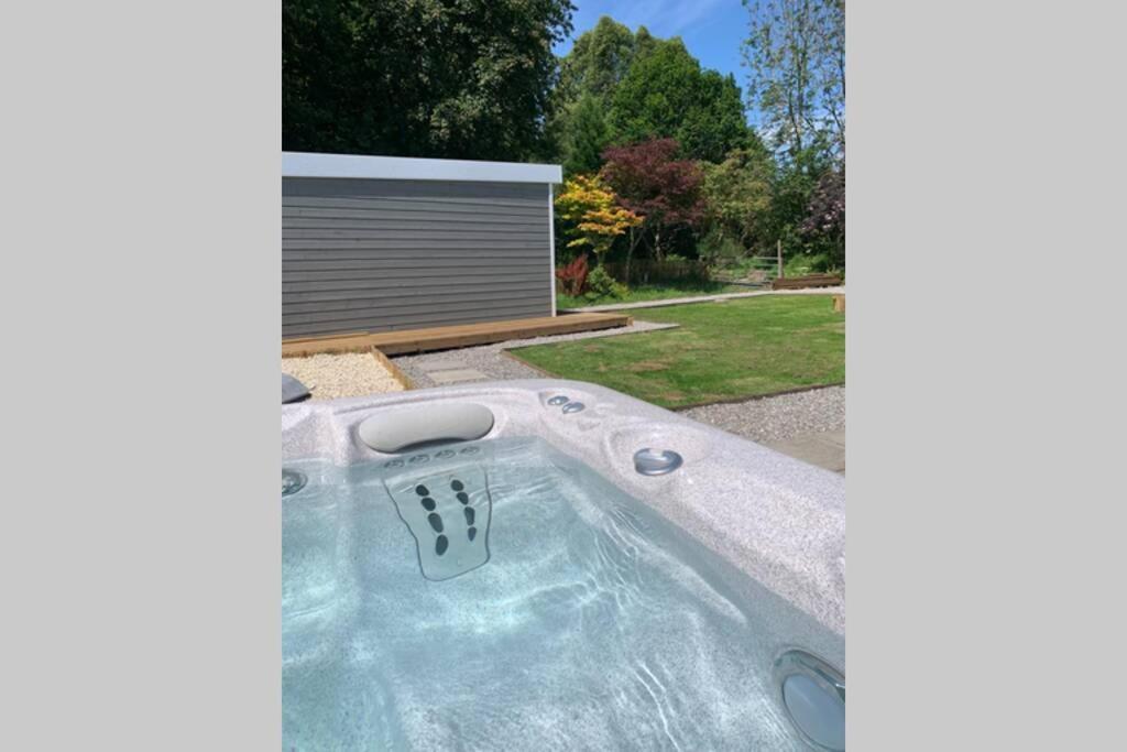 Highland Hottub Retreat, On Nc500 Villa Inverness Buitenkant foto